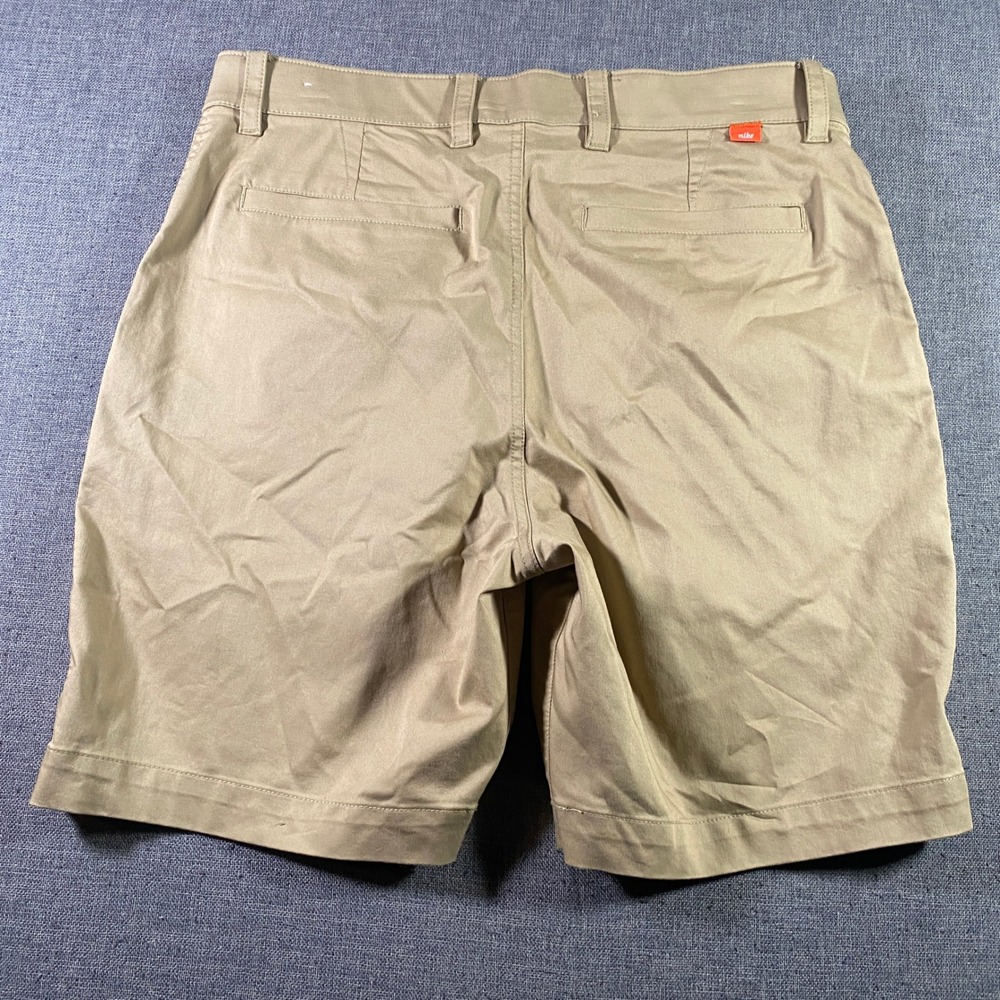 Nike Dri-FIT Mens Golf Shorts Size 33 Khaki Chino Casual Activewear - Picture 3 of 9